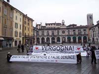 Brescia 22.01.07 - Manifestazione  contro la campagna denigratoria del Papa'